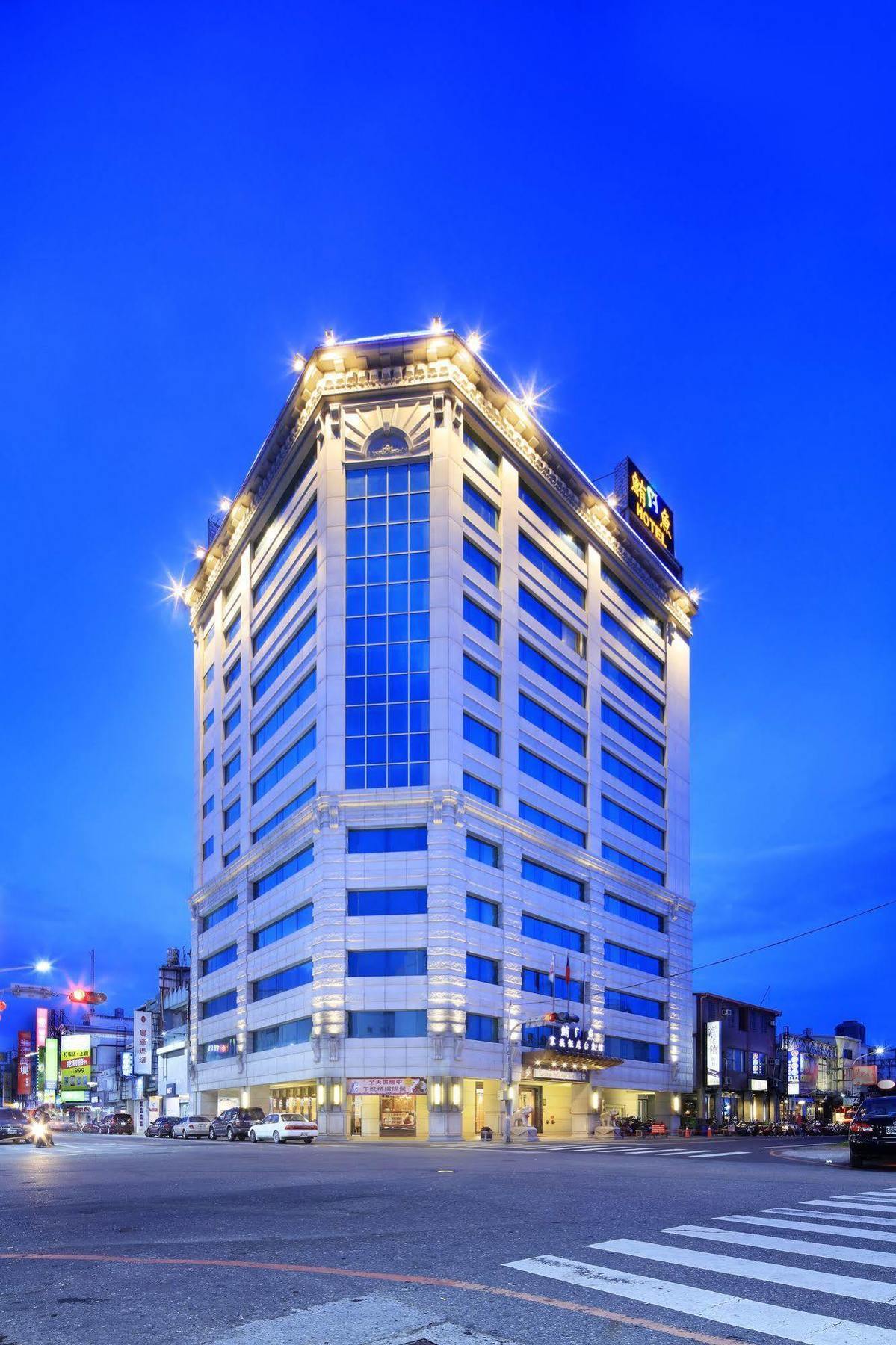 Fish Hotel T'ai-tung Zewnętrze zdjęcie